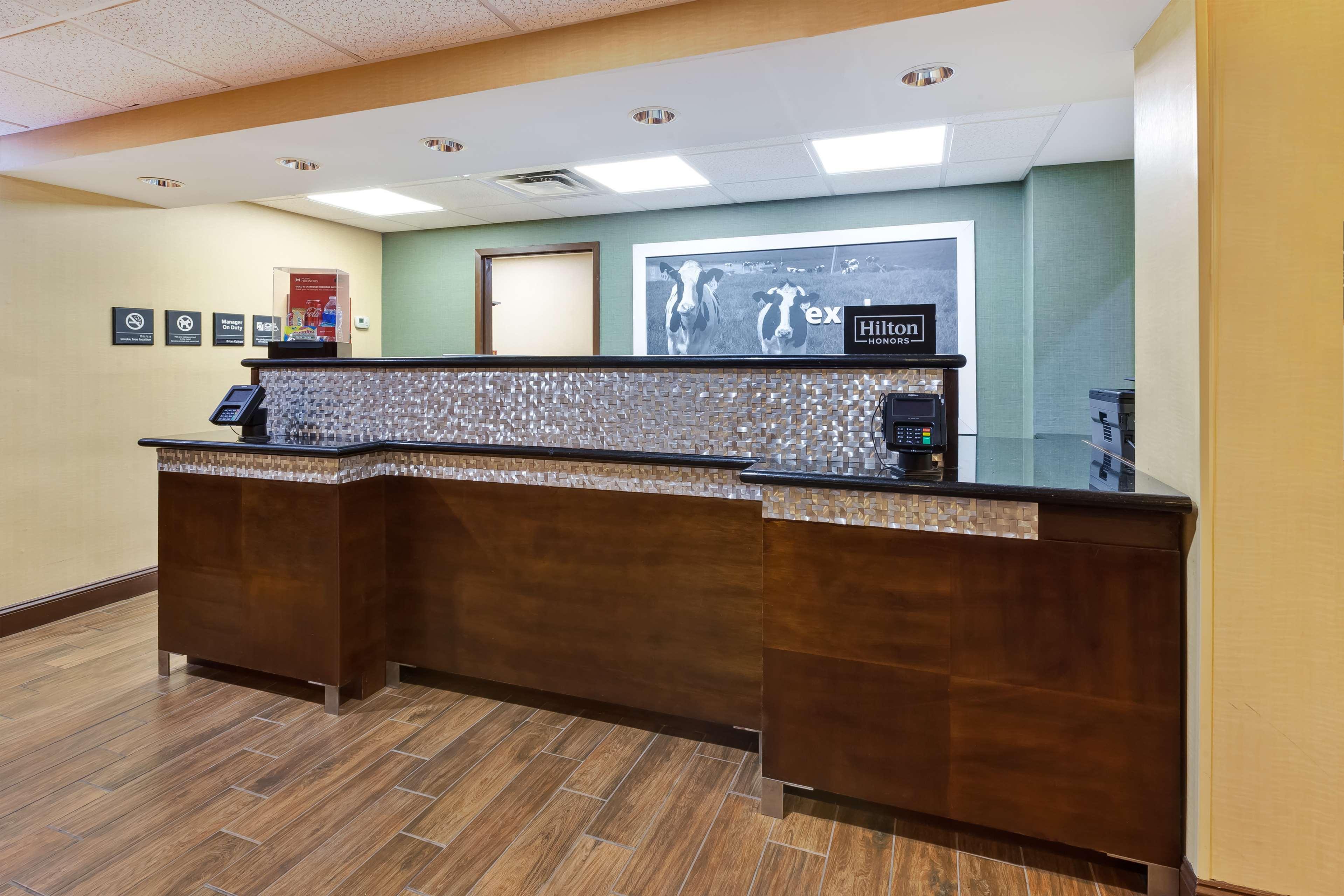 Hampton Inn Cincinnati Airport-North Hebron Buitenkant foto